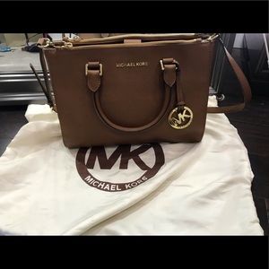 MK MED Sutton bag